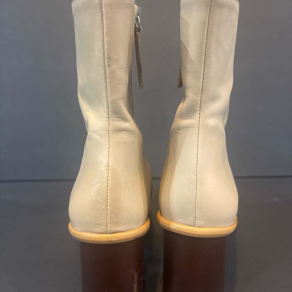 ALOHAS Light Cream Leather Square-Toe Ankle Booties - Picture 4 of 10